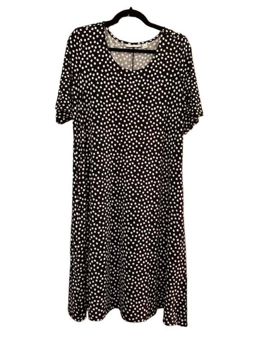 Susan Graver Black and White Polka Dot Short Sleeve Swing Dress